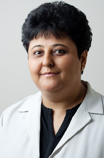 Dr.Poonam Batra